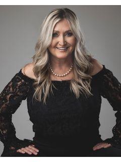 MONYA GOTT of CENTURY 21 Delia Realty Group photo