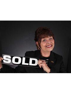 Alyce Smith of CENTURY 21 Professionals photo