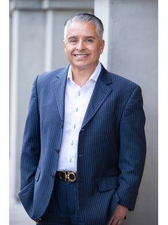 Victor Hernandez of CENTURY 21 A Better Service Realty photo