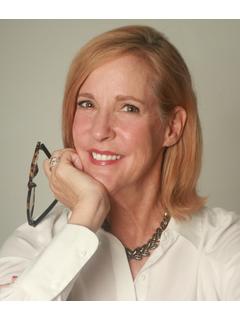 Nancy Cumella of CENTURY 21 Hansen Realty photo