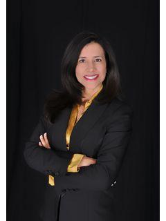 Dania Perry of CENTURY 21 Jim White & Associates photo