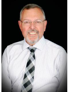 Bruce Holmes of CENTURY 21 Venture Ltd. photo