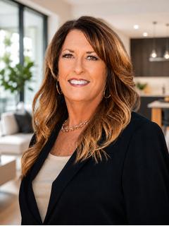 Carla Weaver of CENTURY 21 First Choice Realty photo
