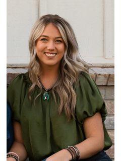 Kaylee Barker of CENTURY 21 Mosley Real Estate photo