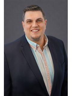 Nick Strippoli of CENTURY 21 LIST with BEGGINS photo