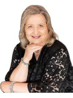 Sue Lutonsky of CENTURY 21 First Choice Realty photo