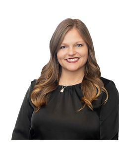 Amanda Wright of CENTURY 21 Lakeside Realty photo