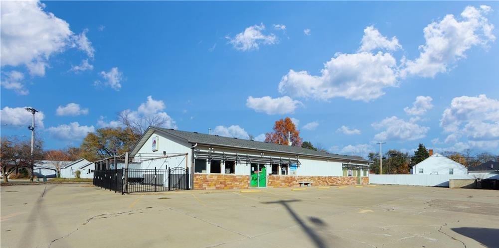 Property Image for 430 W State St