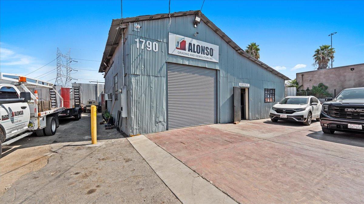 Property Image for 1790 Industrial Way