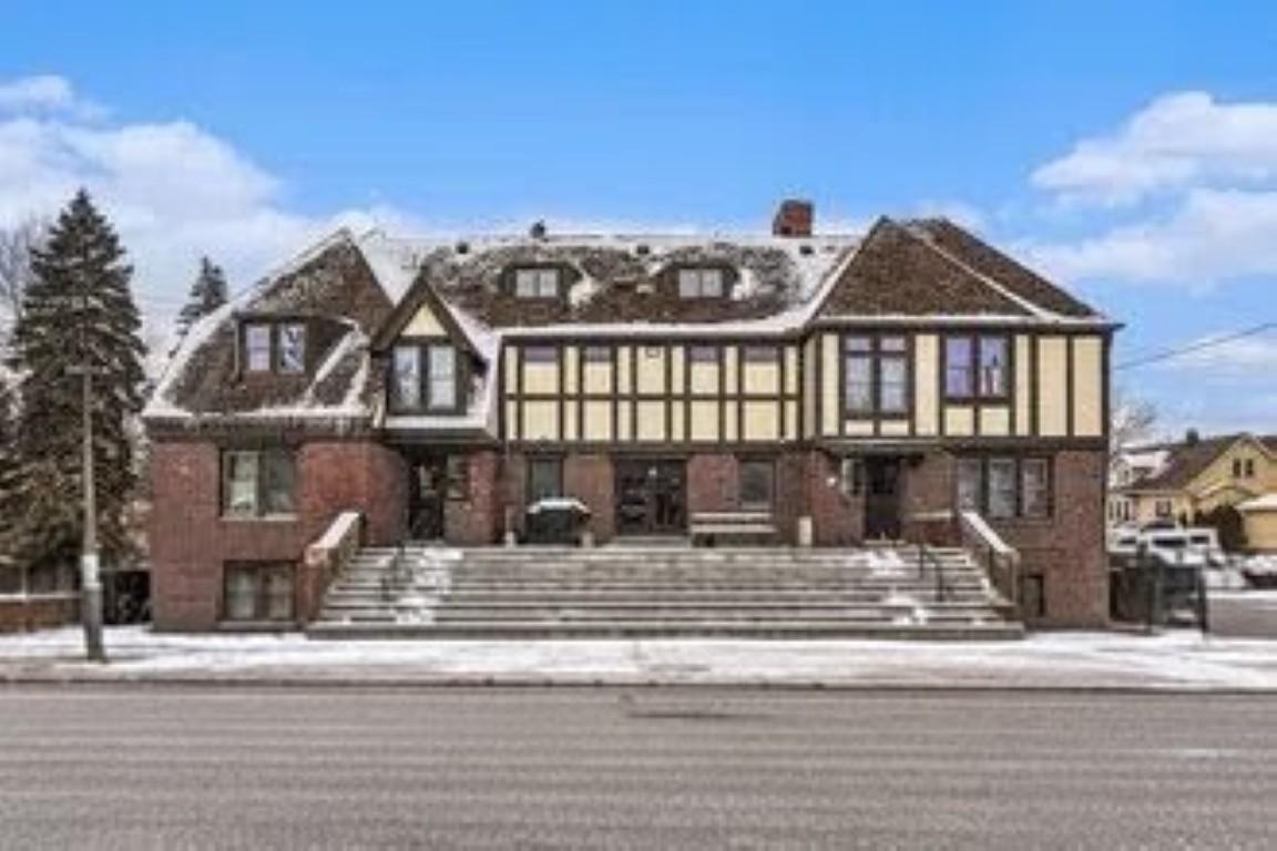 Property Image for 302 Tuscola