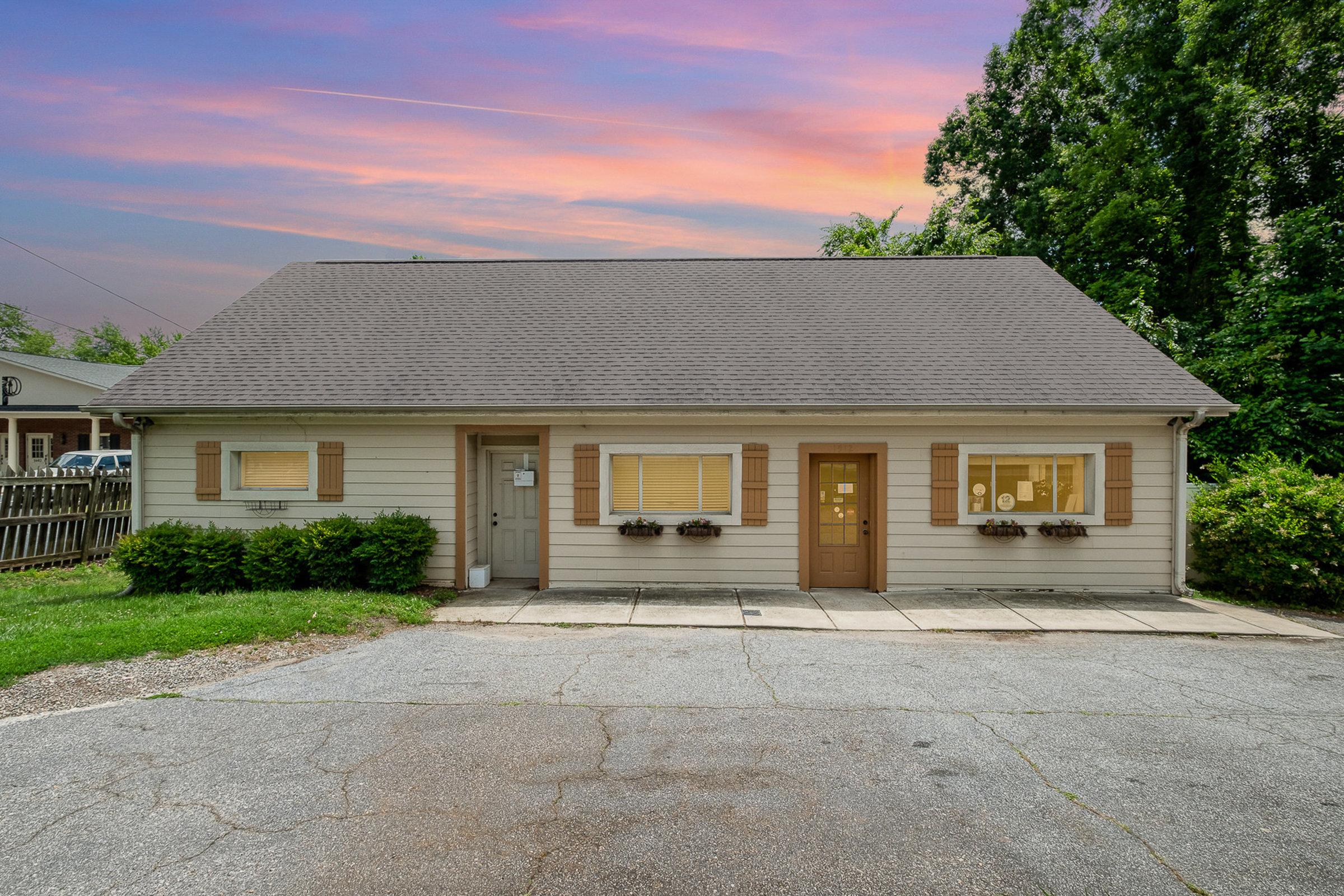 Property Image for 1512 Davie Avenue