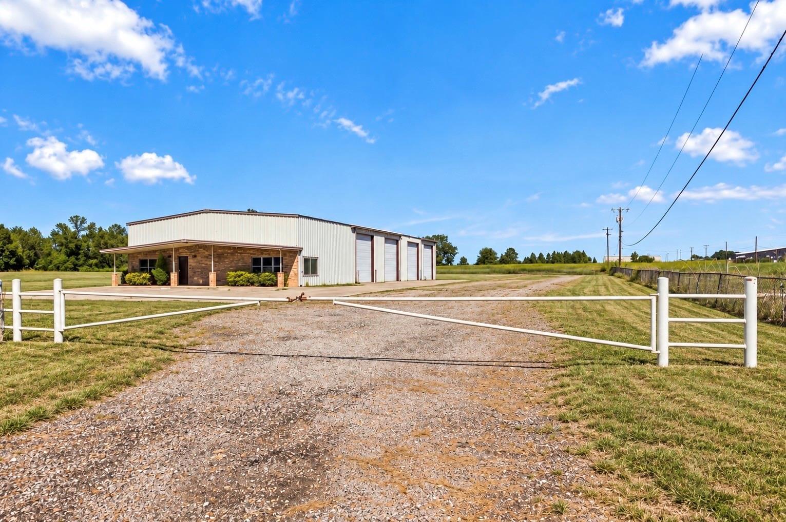 Property Image for 225 Morris Lane