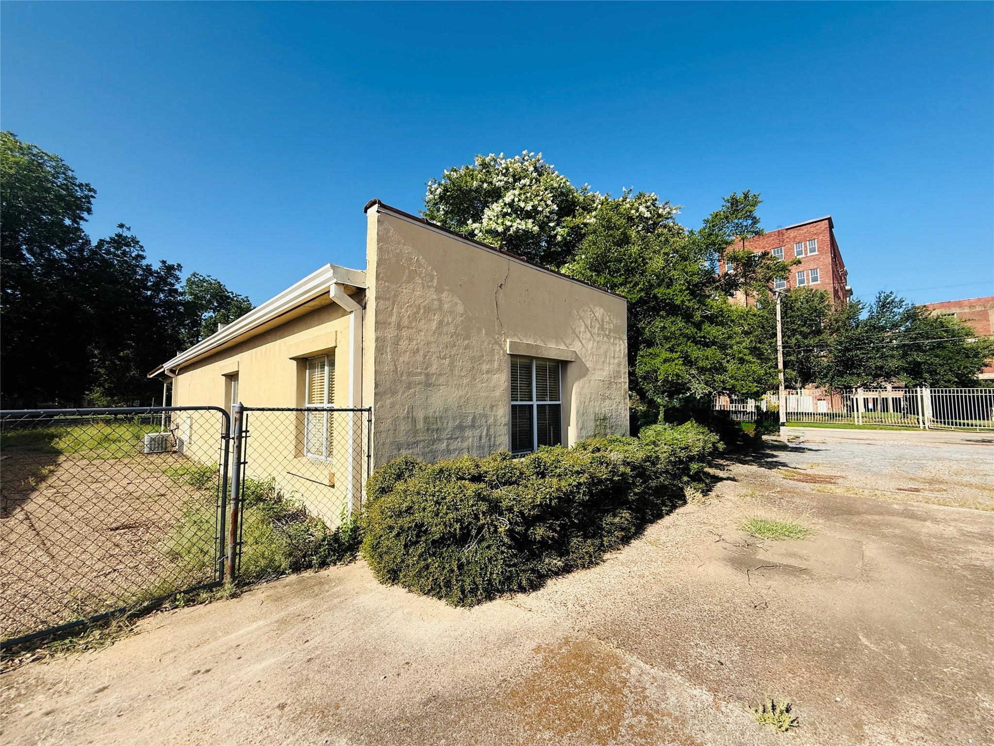 Property Image for 265 SE 1st st