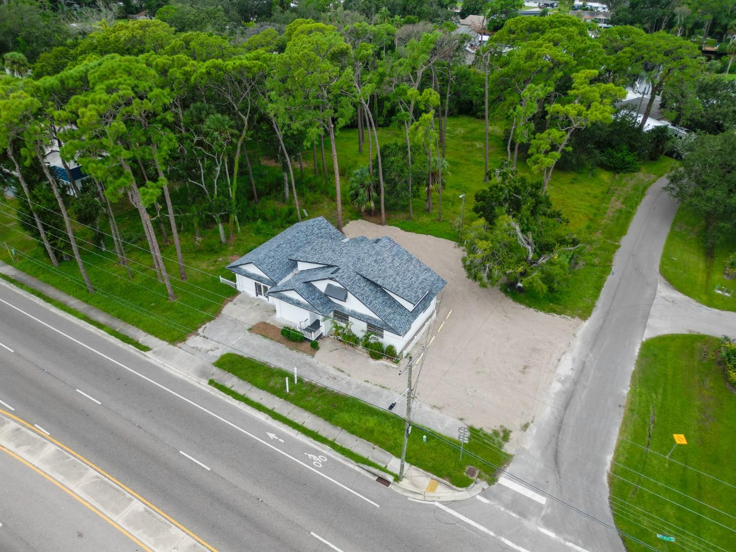 Property Image for 301 US Hwy 41 N