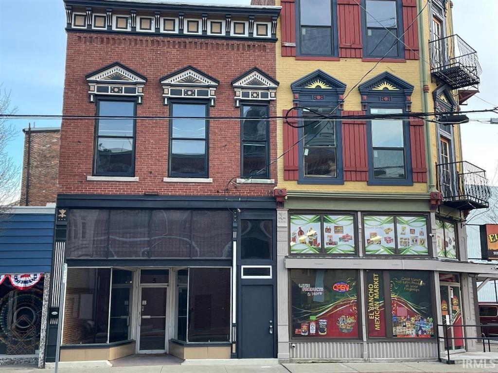 Property Image for 5 E  Market St.