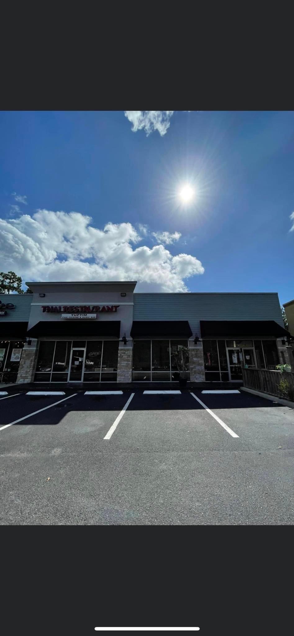 Property Image for 5907 Roosevelt Blvd # 700