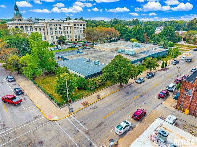 Property Image for 40 E Simmons Street