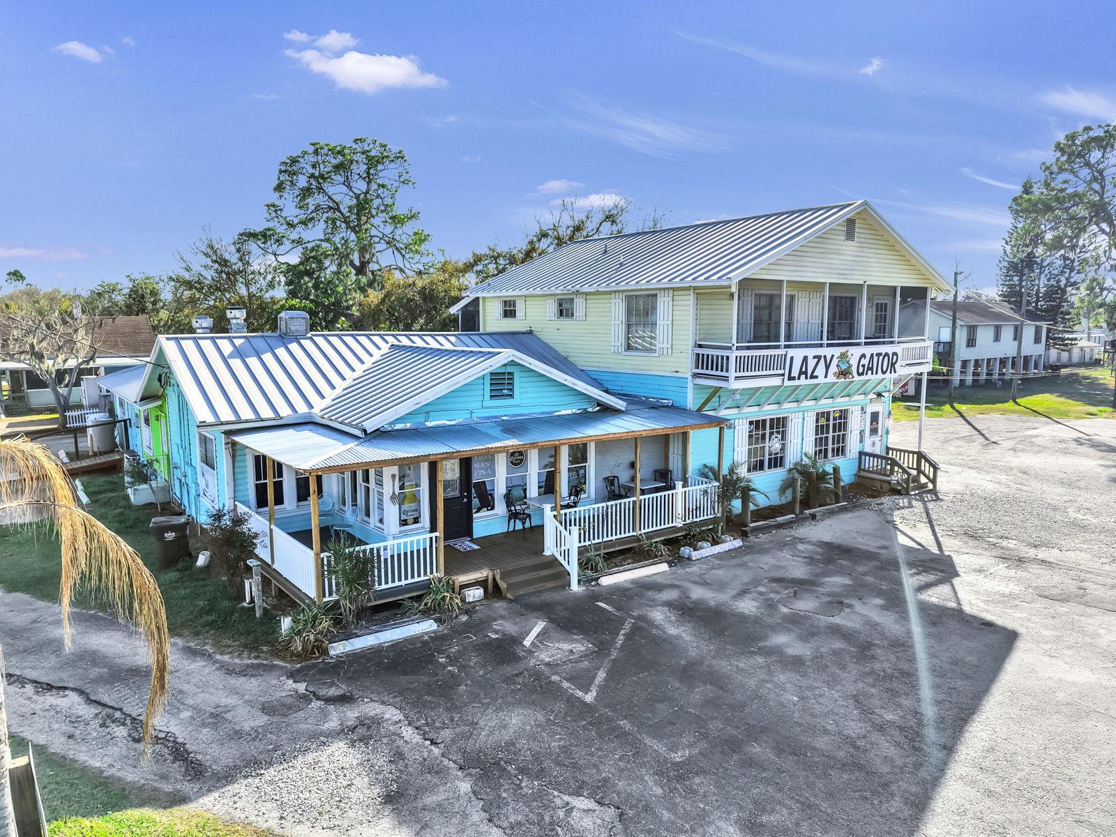 Property Image for 102 Shell Point Rd W