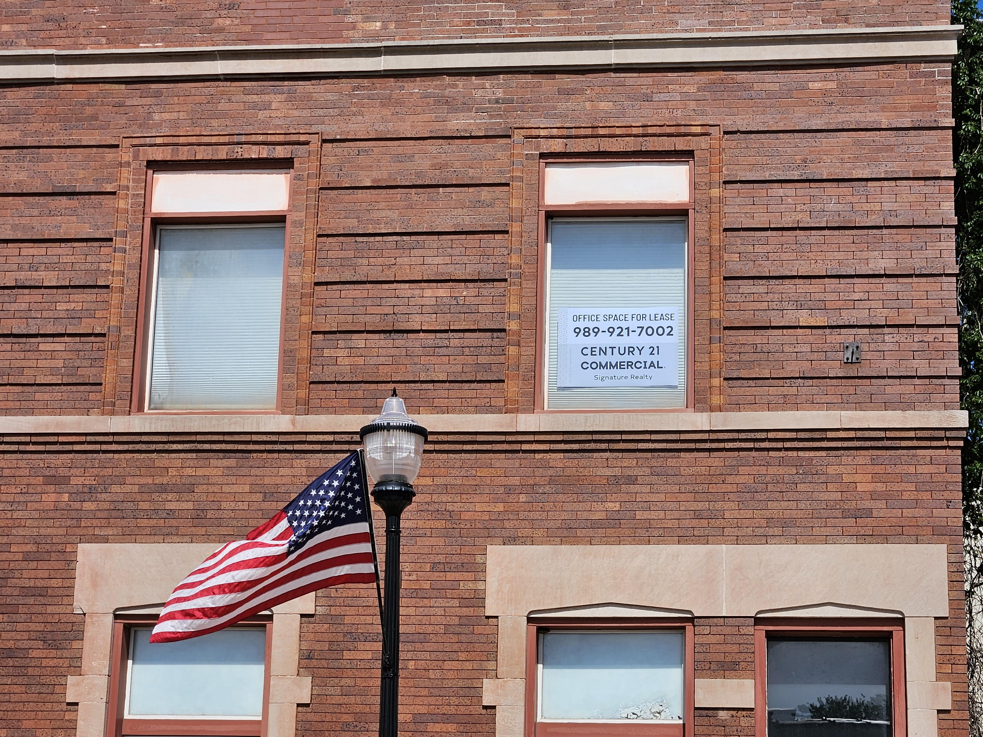Property Image for 231 E. Railway