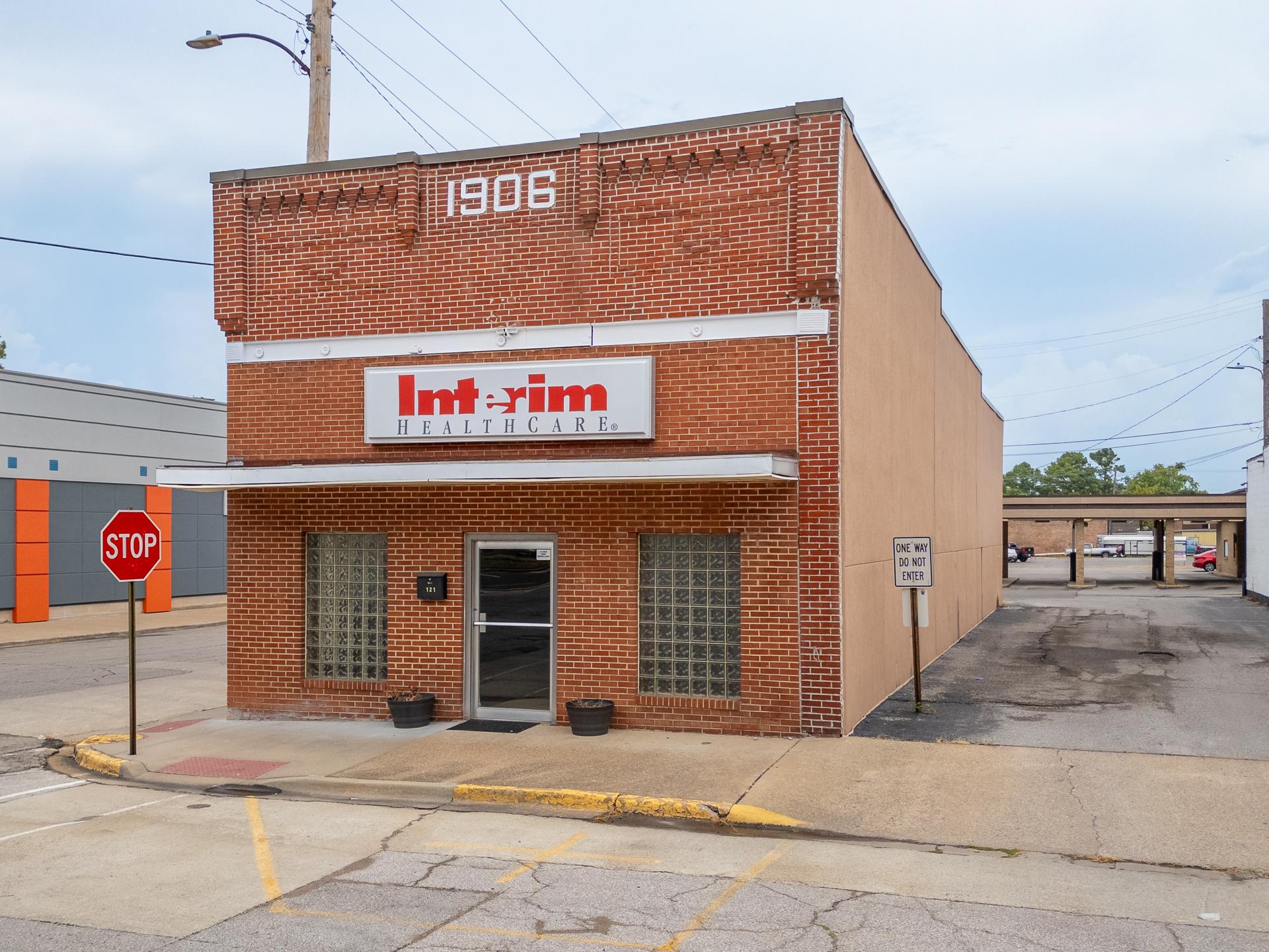 Property Image for 121 W Cherry St