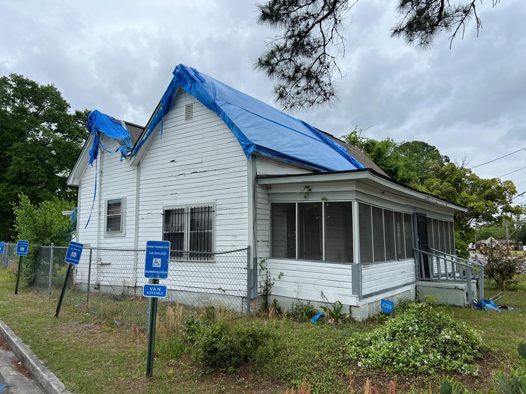 Property Image for 507 Lake Park Rd