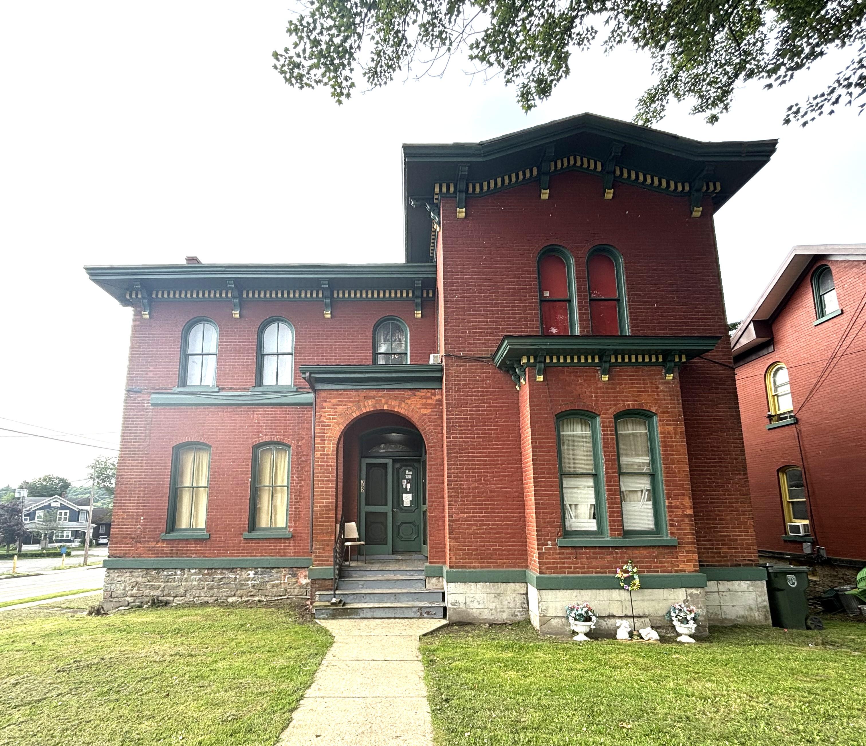 Property Image for 362, 358 and 356 1/2 E 4th St