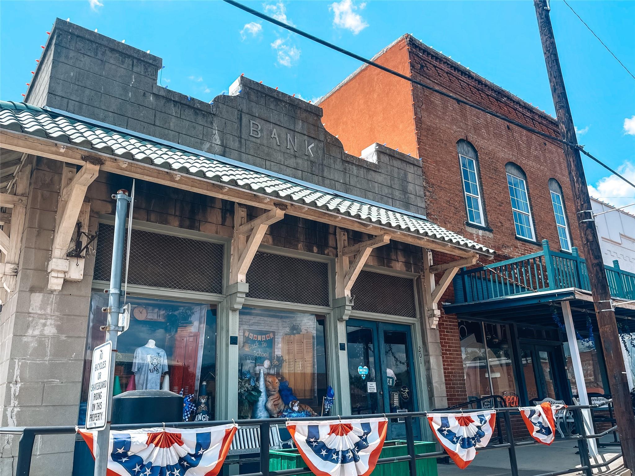Property Image for 201 N Fourth