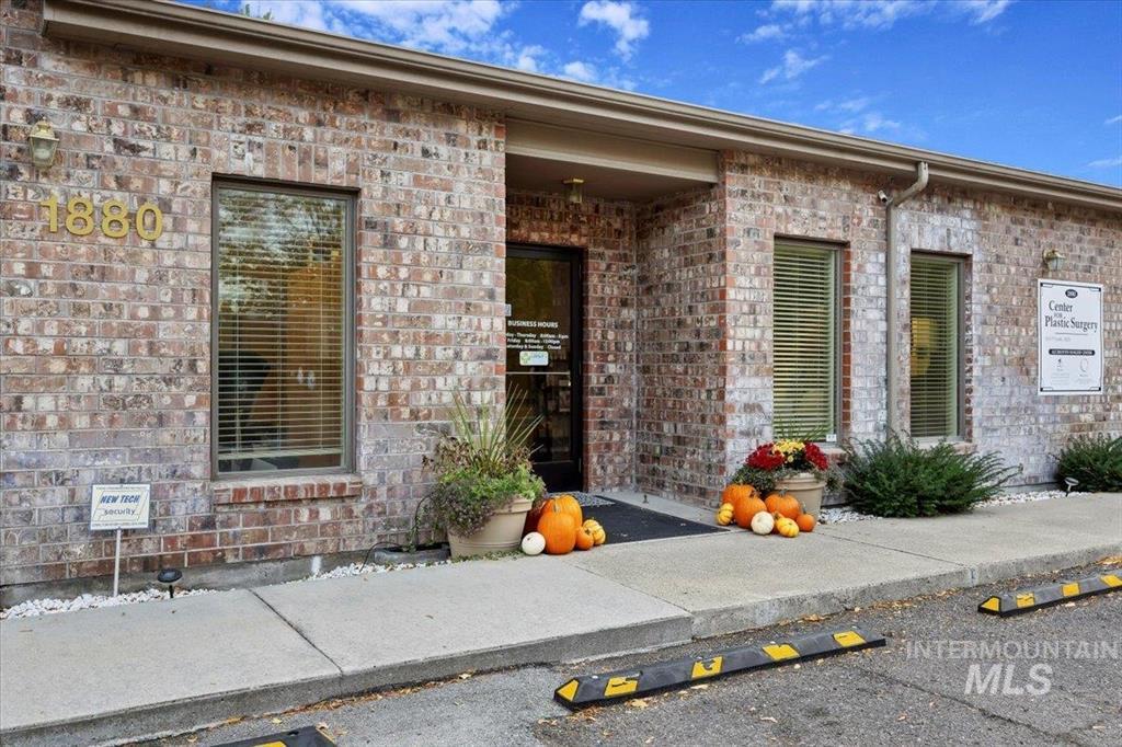 Property Image for 1880 Fillmore Street