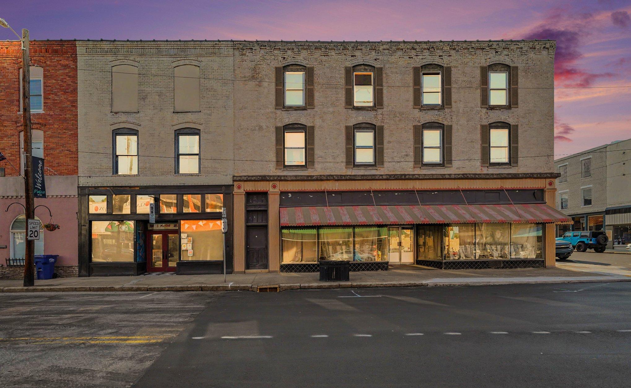 Property Image for 101/104 S Market Street