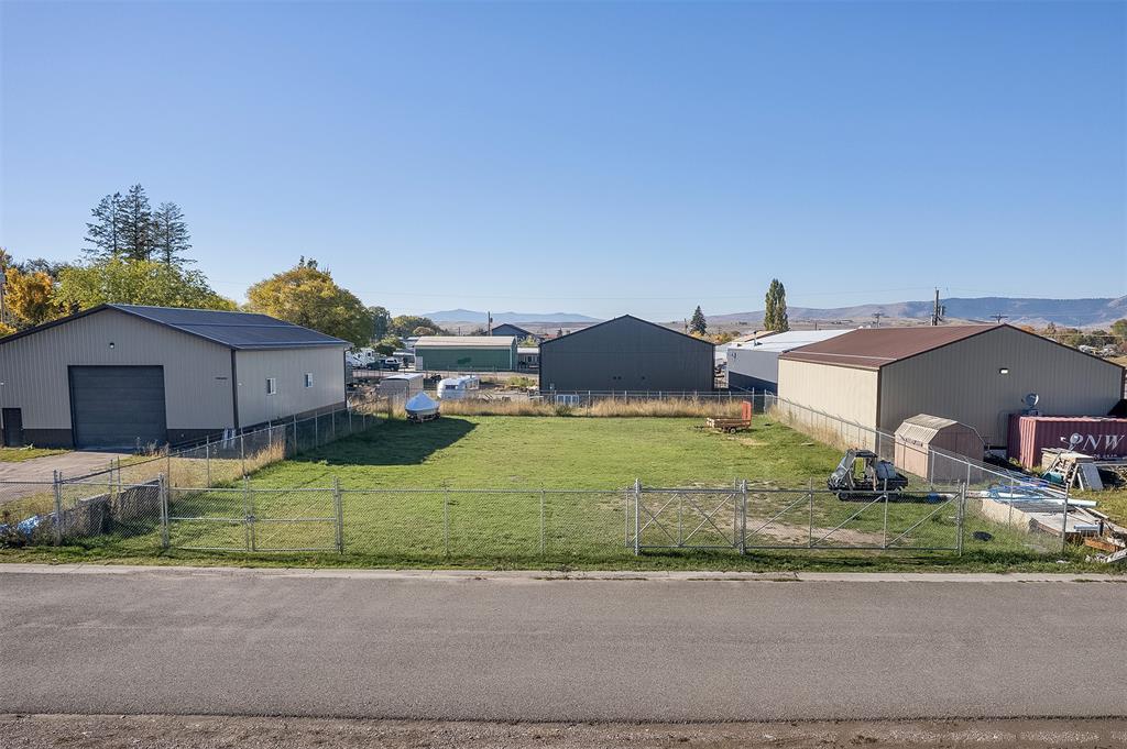 Property Image for NHN 6th Street E