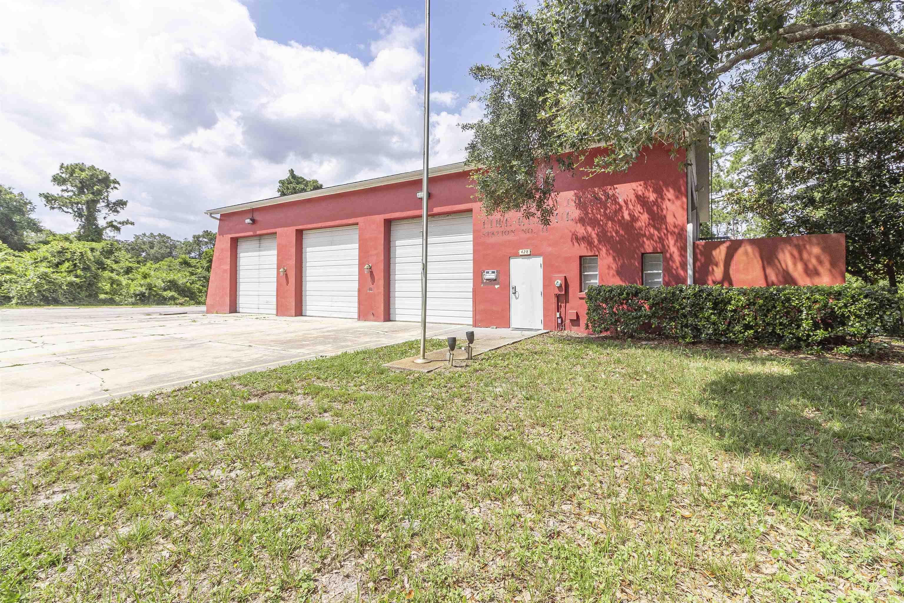 Property Image for 428 Shores Boulevard