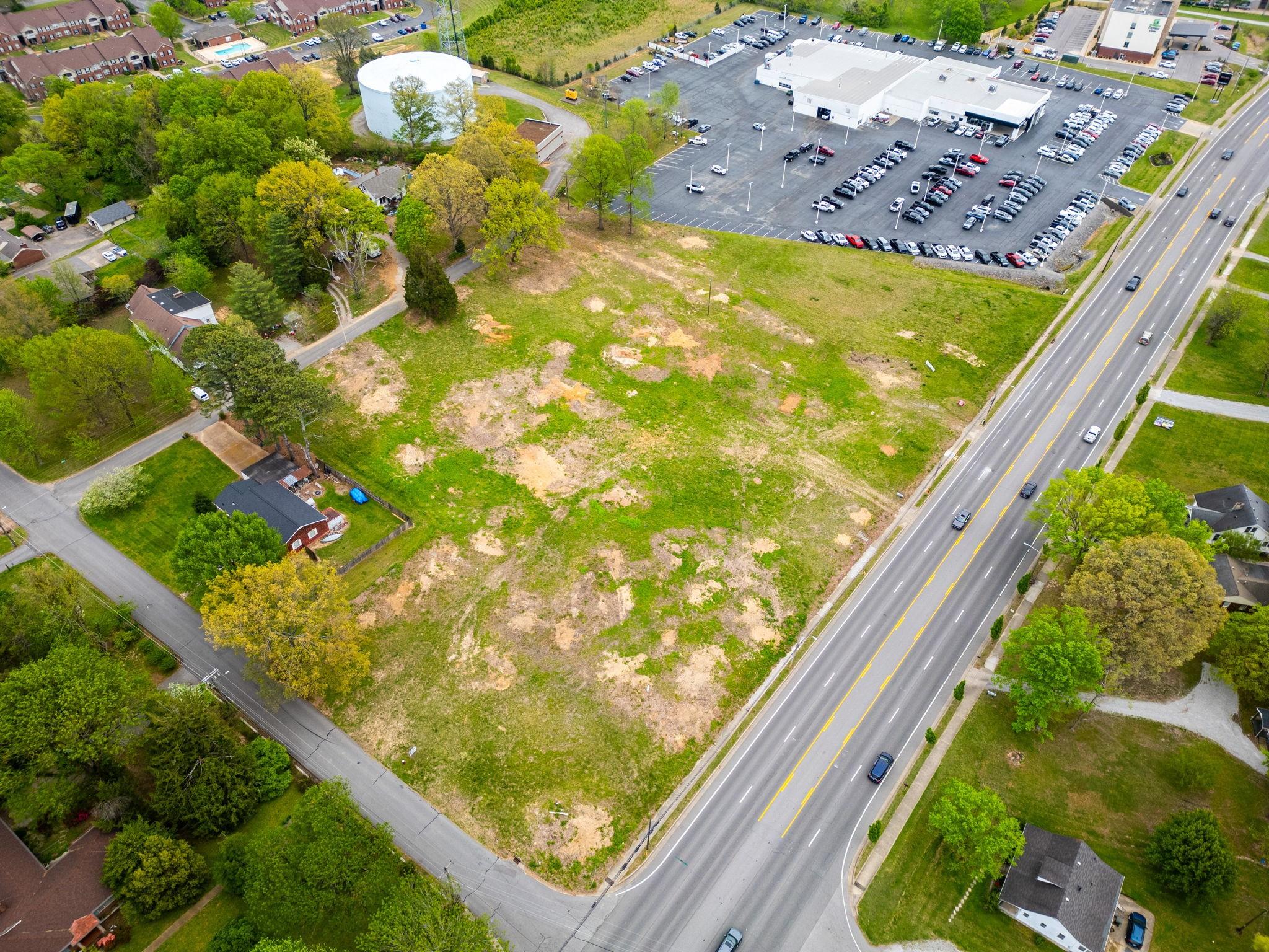 Property Image for 2504 Memorial Blvd