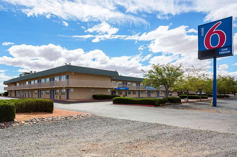 Property Image for 1350 W Main St., Barstow CA 92311
