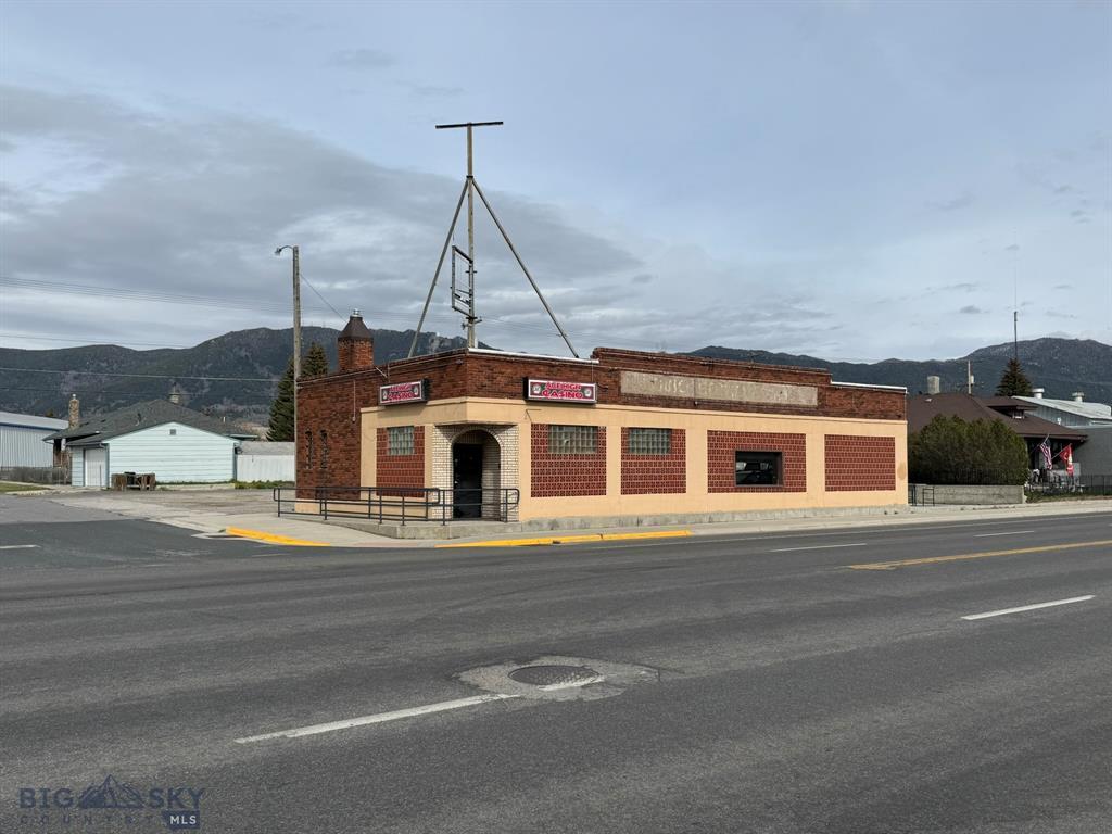Property Image for 1700 Harrison Ave.