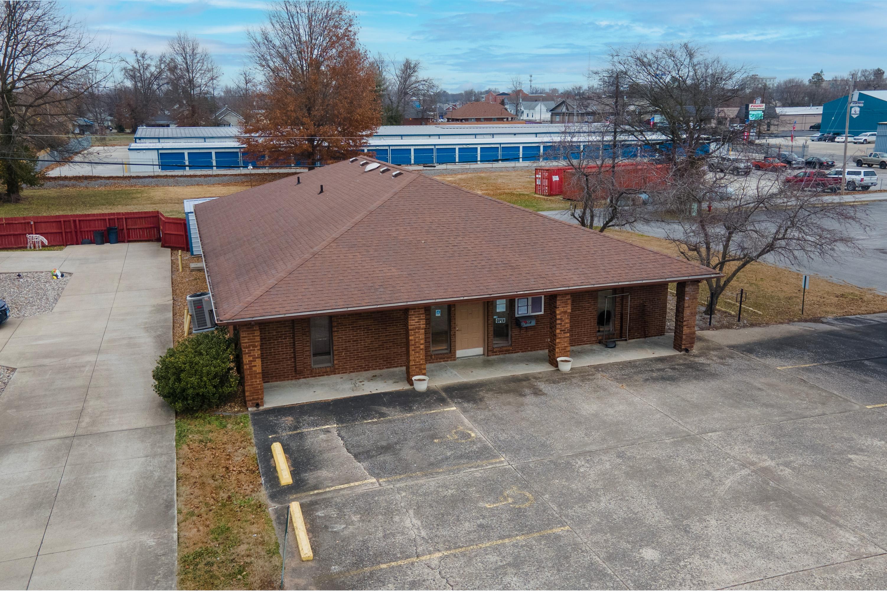 Property Image for 808 W. Prairie