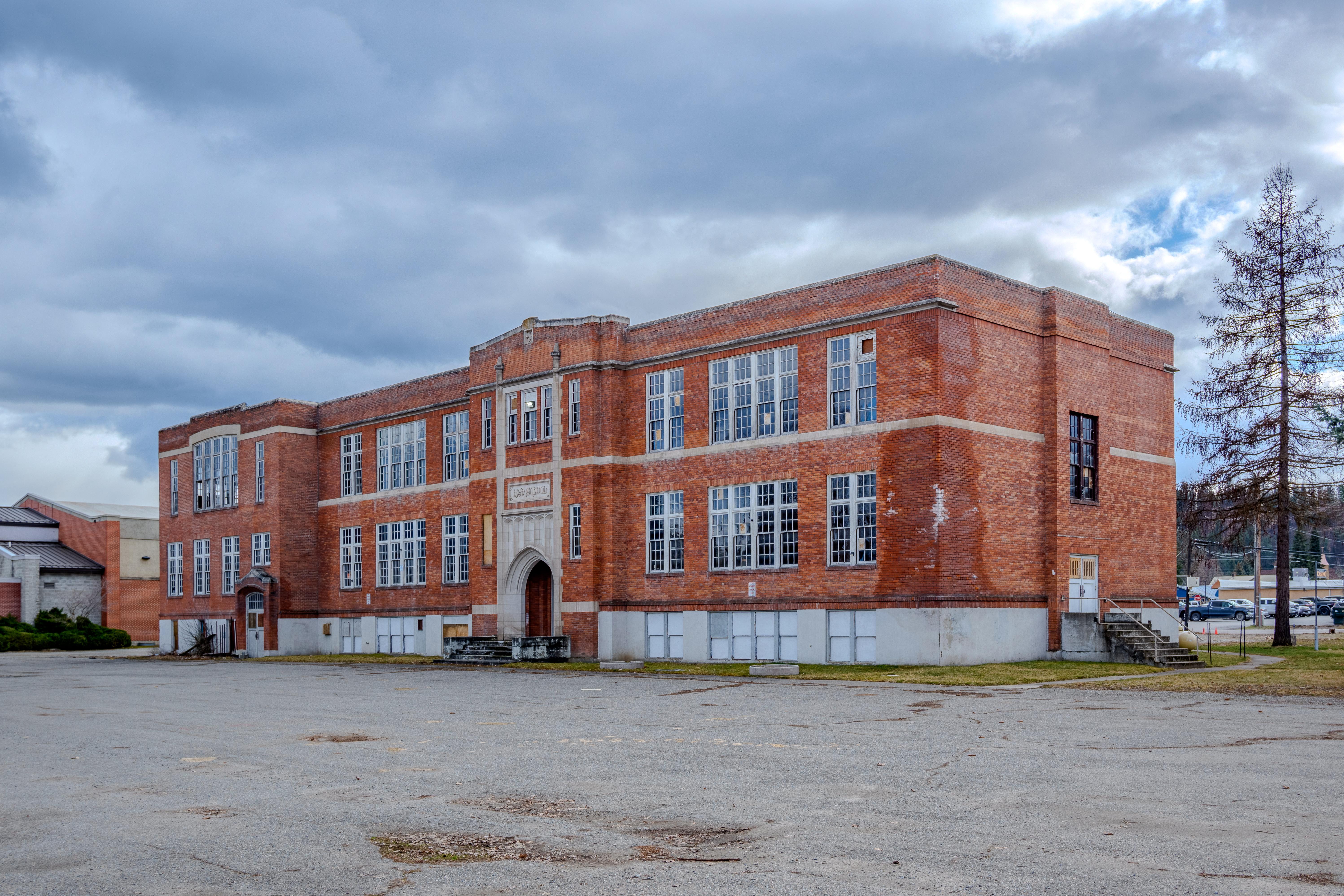 Property Image for 101 E. Lincoln Blvd