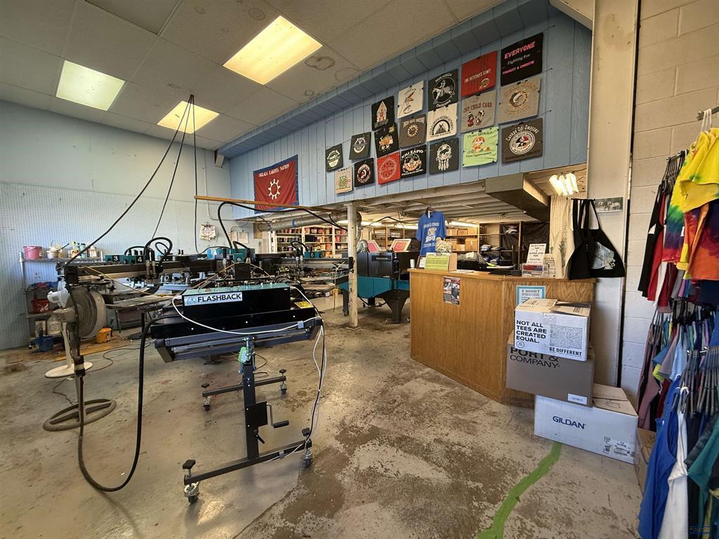 Property Image for 707 Baltimore Avenue, Suite 1