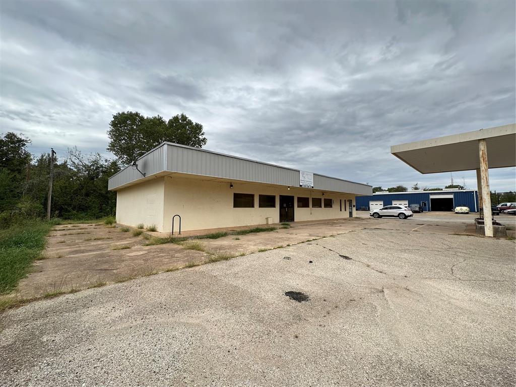 Property Image for 2012 S Main Street