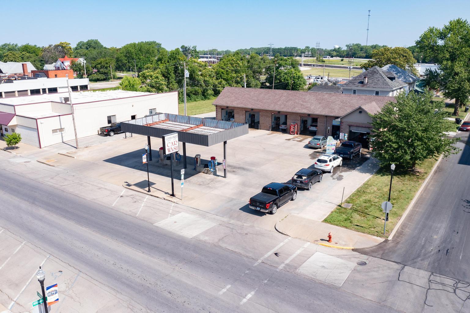 Property Image for 301 W Coates St.