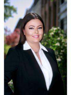 Savannah Willis of CENTURY 21 Awaye Realty photo