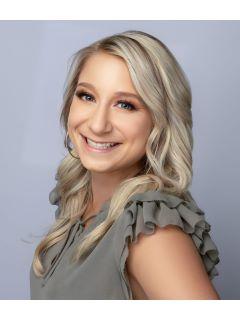 MacKenzie Hoffer of CENTURY 21 New Millennium photo