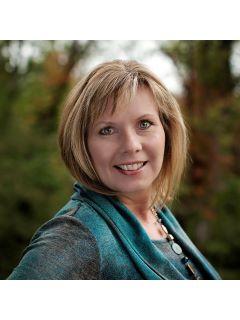 Teresa Brown of CENTURY 21 Advantage Realty photo