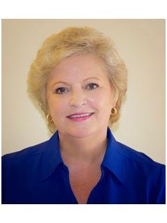 Elaine M. Eccleston of CENTURY 21 Guardian Realty photo