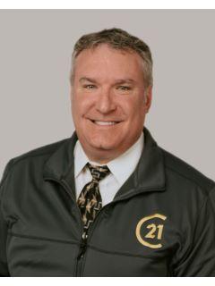 Chris Wisehart of CENTURY 21 Realty Team photo