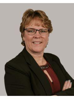 Pam Houdek of CENTURY 21 Realty Team photo