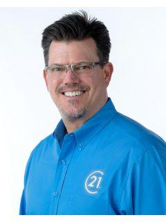 Bob Panek of CENTURY 21 New Heritage photo