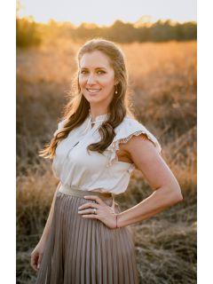 Lindsey Cummins of CENTURY 21 J W Morton Real Estate, Inc. photo