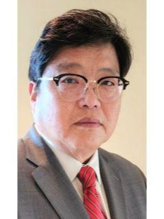 Kevin Choe of CENTURY 21 Real Estate Center photo