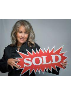 Trista Cortis-Redfield of CENTURY 21 Riverpointe photo