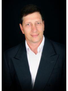 Michael Lee of CENTURY 21 Venture Ltd. photo